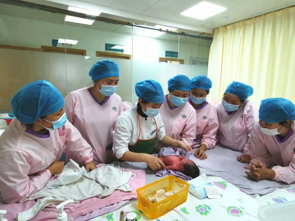 宜昌妇婴监护型护送